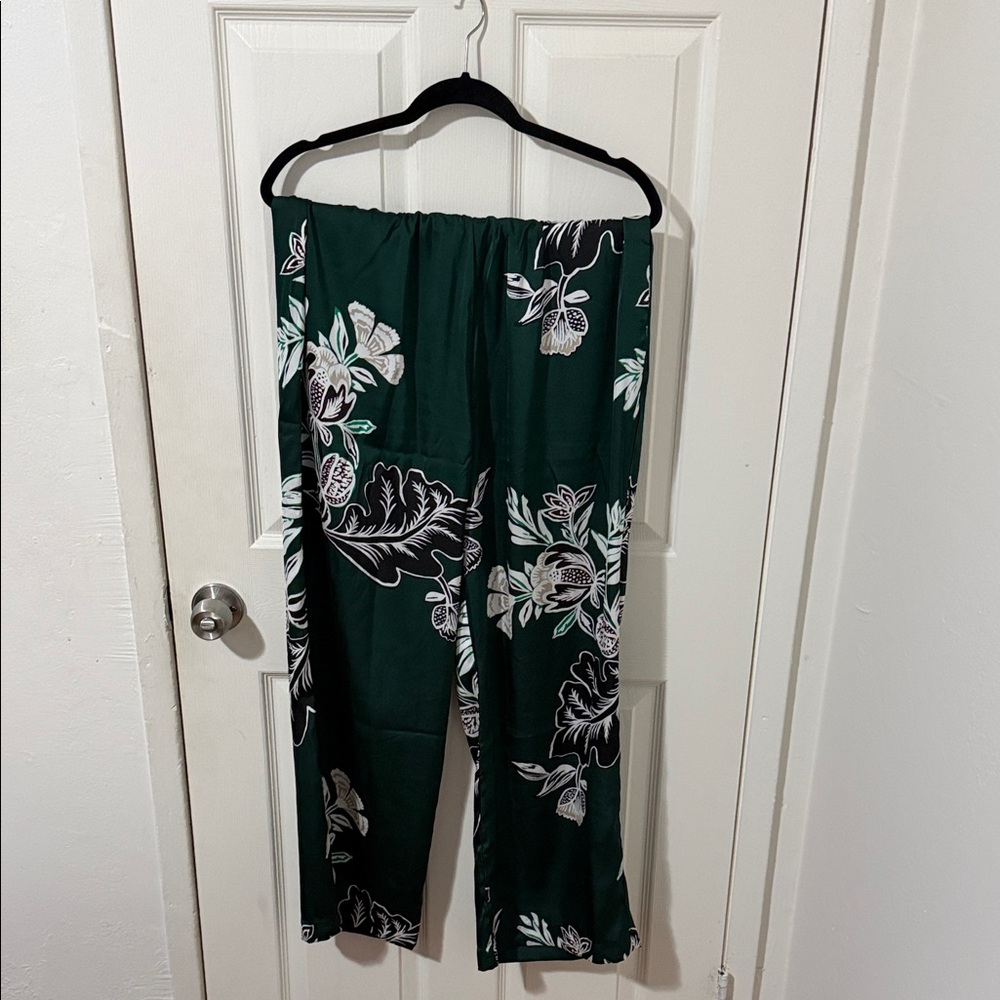 Rafaella Dark Green Floral Wide Leg Pants